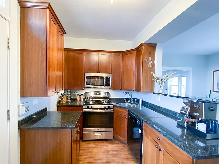 4808 N Paulina St #3E — Photo 13