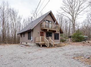 136 Sky Top Rd, Acme, PA 15610