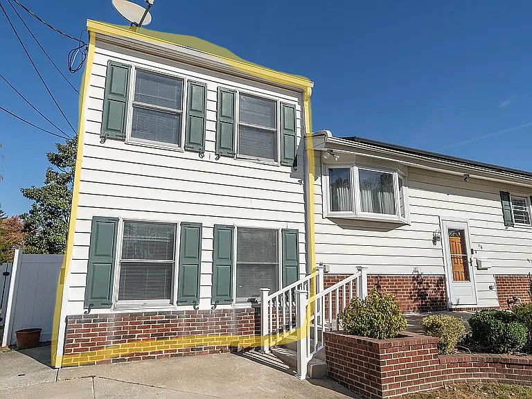 1st image of 16 Wexford Rd #A