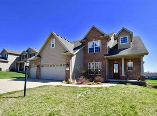 2110 W Liams Way, Dunlap, IL 61525