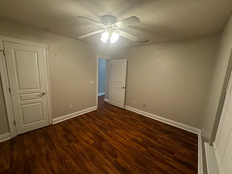 2096 Bella Breeze Ct — Photo 15