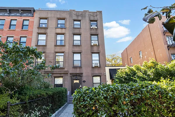 Rented by Compass | media 4