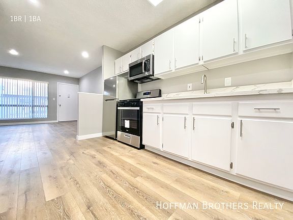 2nd image of 12309 Burbank Blvd #35
