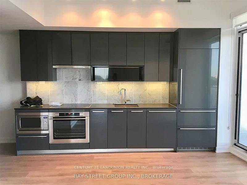 2 bed, $3,000 — Photo 3
