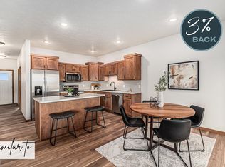 9209 W 43rd St, Sioux Falls, SD 57106