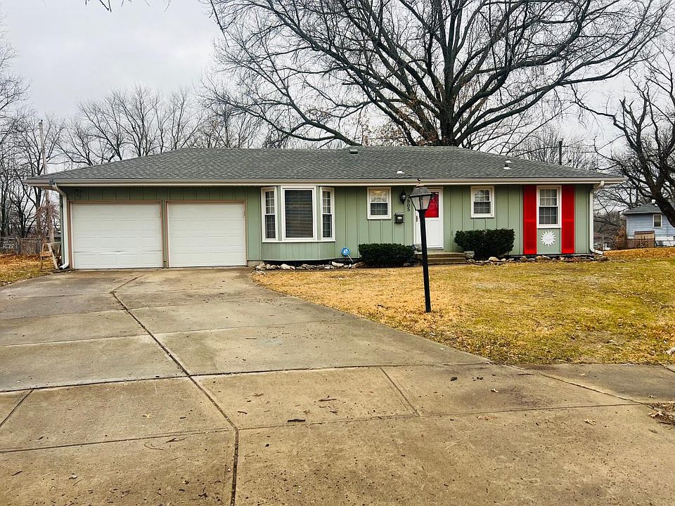 1st image of 7905 E 93rd Ter