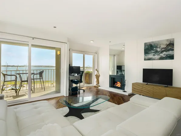 1251 Parker Pl Unit 2N, San Diego, CA 92109