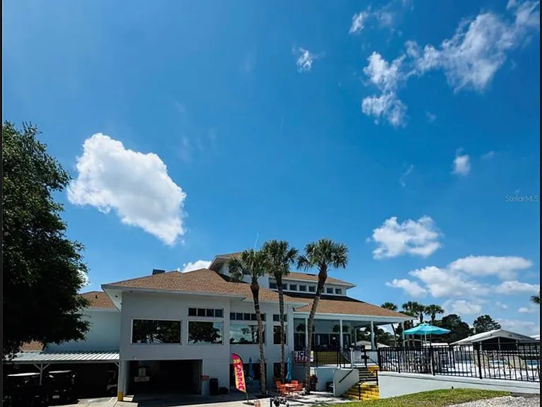 109 Tournament Dr — Photo 29