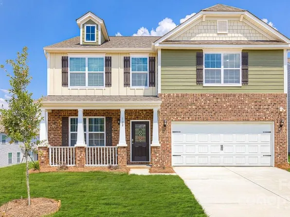 144 Farmwood Trl, Waynesville, NC 28786