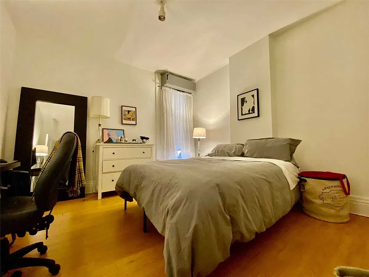 2 bed, $3,100 — Photo 4
