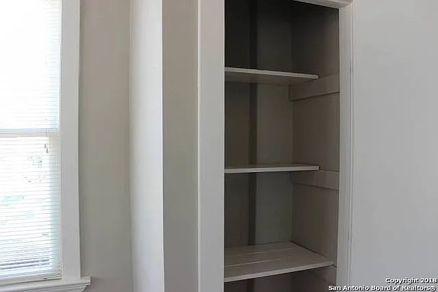 628 S Saint Marys St #200 — Photo 17