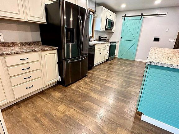 3rd image of 3726 Aune Ct