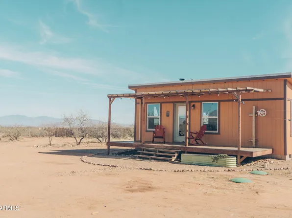 514 E PEARCE Road, Cochise, AZ 85606