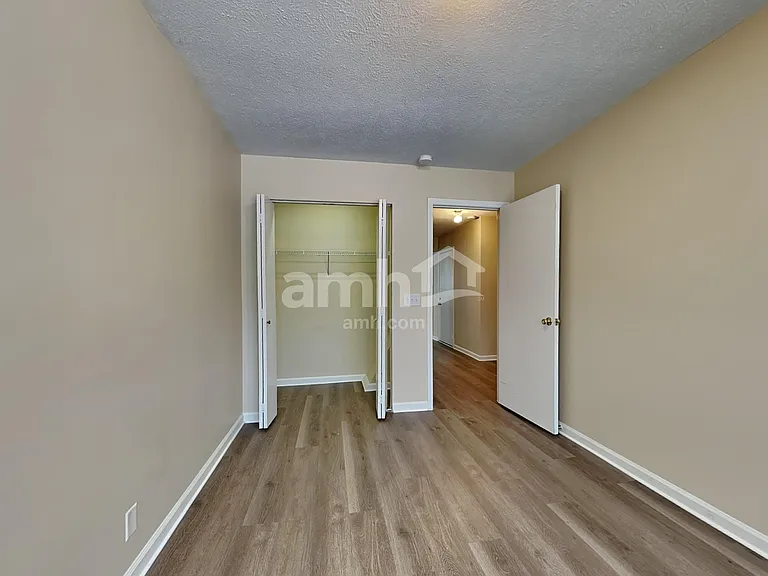 5711 Briarwick Ct — Photo 18