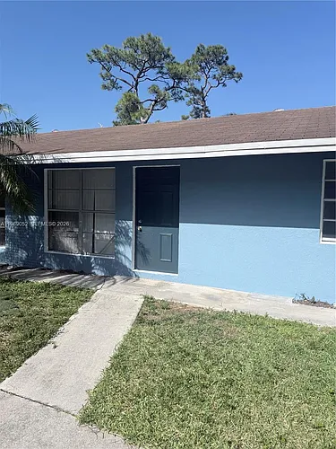 2639 SE Clayton St #2639 Photo 1