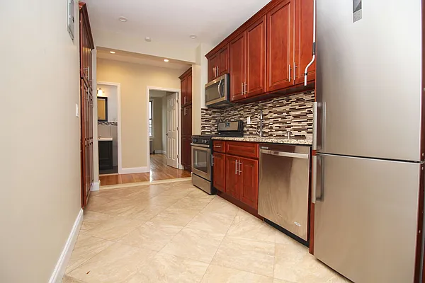 Rented by Nooklyn NYC LLC | media 10