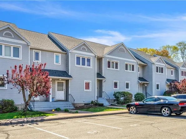 59 Oak Ridge Drive #59, Windsor Locks, CT 06096