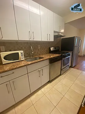 Rented by Fifth & Forever LLC | media 6