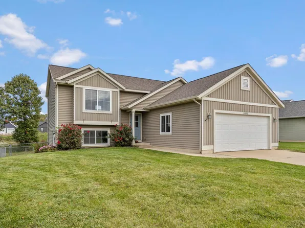 5351 Windfield Dr, Allendale, MI 49401