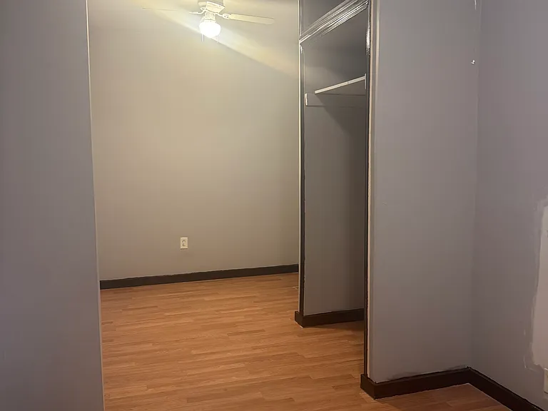 9548 S Avenue M #1 — Photo 5