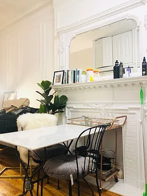 Rented by Level Group | media 1