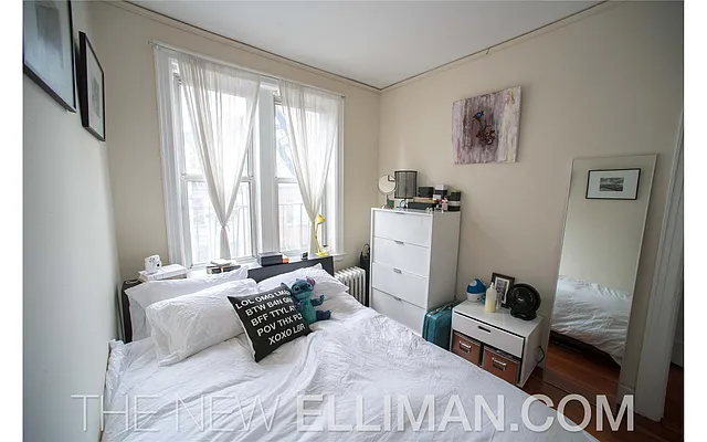 Rented by Douglas Elliman | media 24