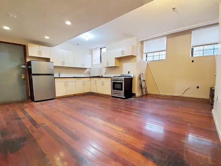 51 Eldert St #101 — Photo 1