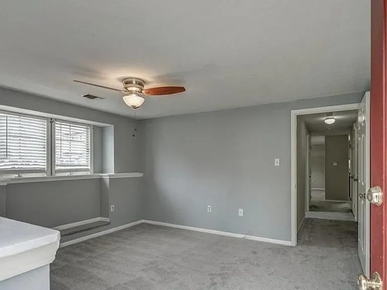 7600 Portadown Ct — Photo 13