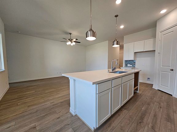 305 Redbud Ridge Drive Interior Image 4