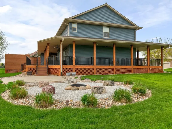 1807 NW Norton Ct, Grimes, IA 50111