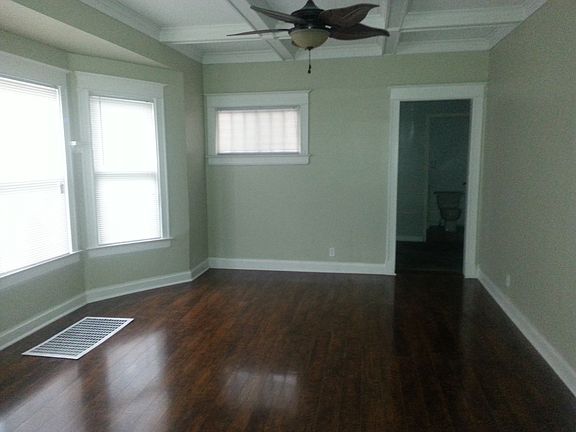4th image of 3320 Prospect Ave