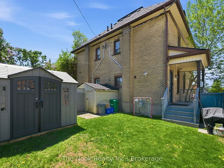 480 George St S — Photo 32
