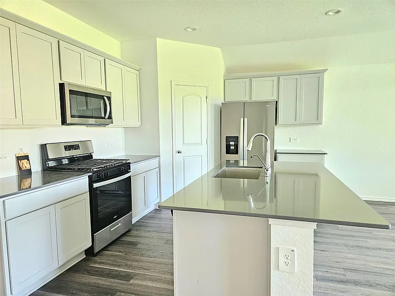 5029 Almond Terrace Dr — Photo 10