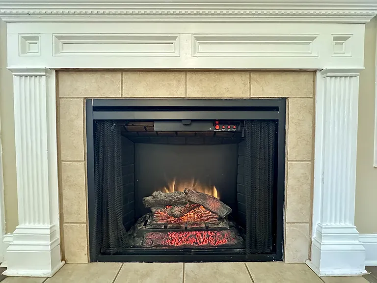 230 Hunters Creek Dr — Photo 5