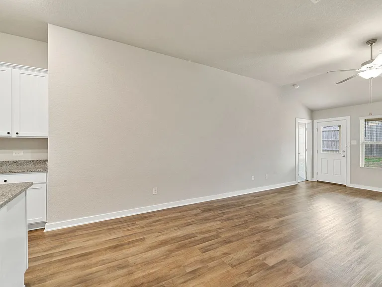 6106 Rio Piedra Dr — Photo 15