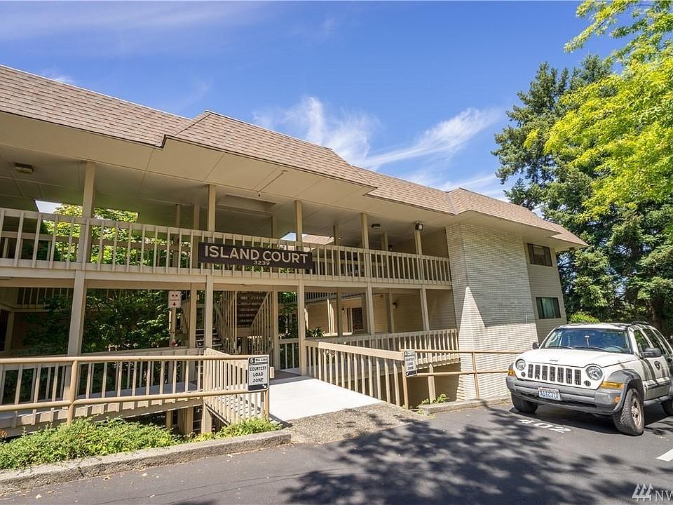 1st image of 3239 80th Ave SE APT 401