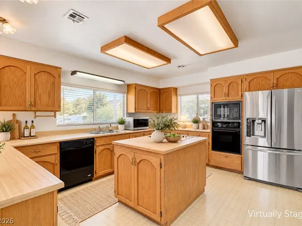 590 E Encinitas St, Searchlight, NV 89046