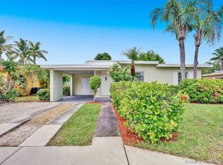 135 NW 125th St, North Miami, FL 33168