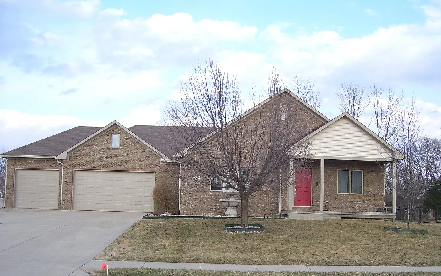 297 Utterback Ct photo 1