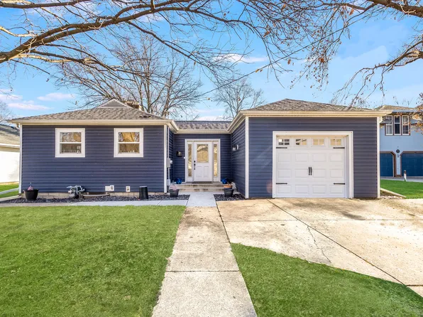 135 Laurel St, Wilmington, IL 60481