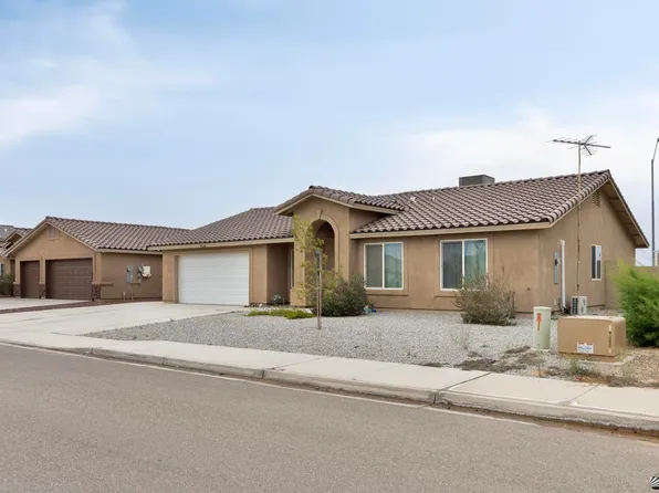 4328 S Sunflower Dr, Yuma, AZ 85365