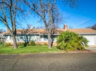 1722 Burksgarden St, Redding, CA 96002