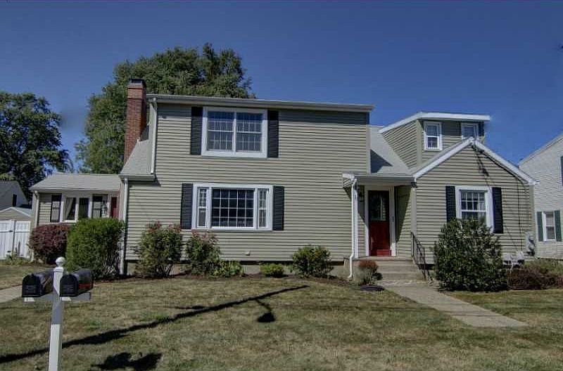 2nd image of 30 Pocasset Ave