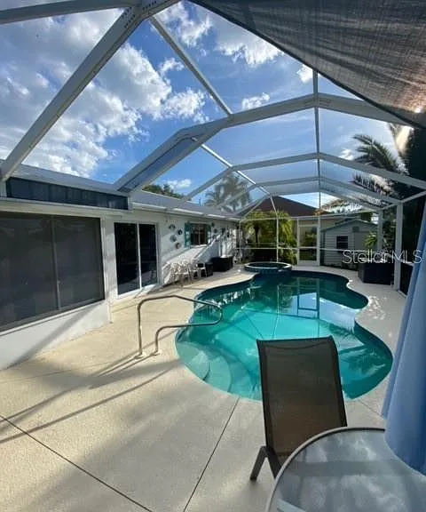 18058 Avonsdale Cir — Photo 26