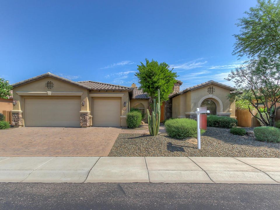 1st image of 12058 W Skinner Dr