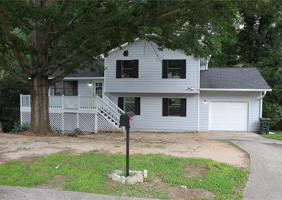 1st image of 3201 Summer Wood Cir