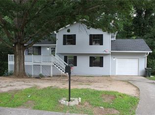 3201 Summer Wood Cir, Snellville, GA