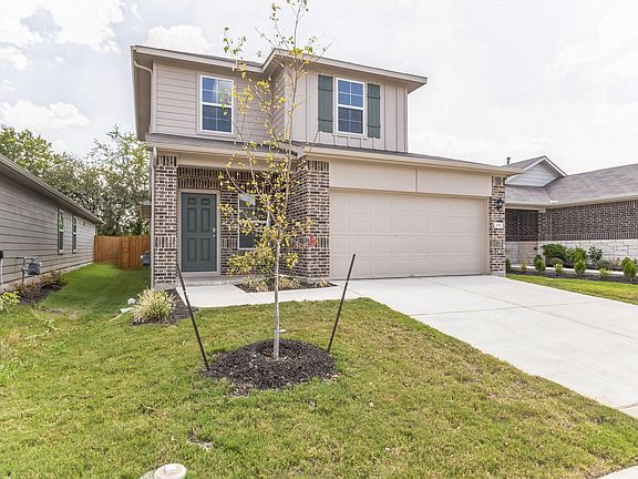 2nd image of 135 Harvest Creek Dr