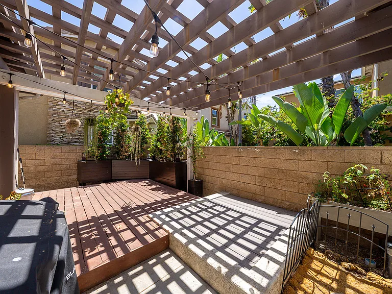 1732 Wolf Canyon Loop — Photo 37