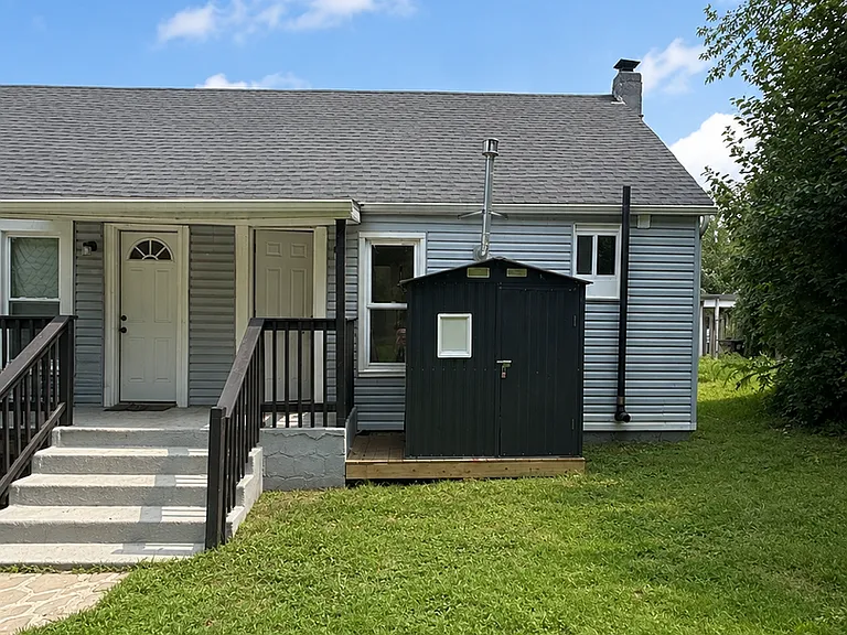 7612 Hackett Ave — Photo 12
